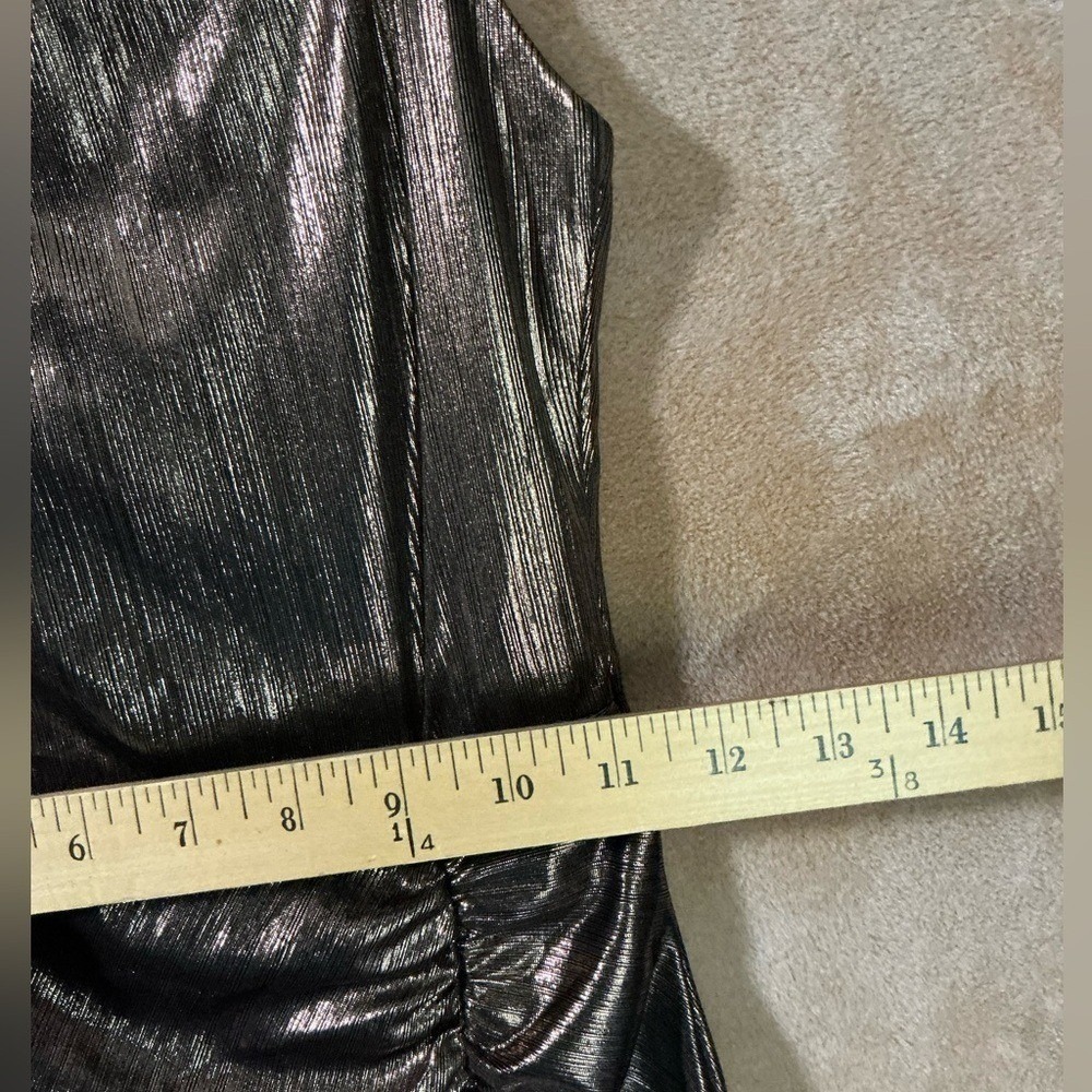 Elegant Metallic Dress size small‎ - Picture 6 of 12